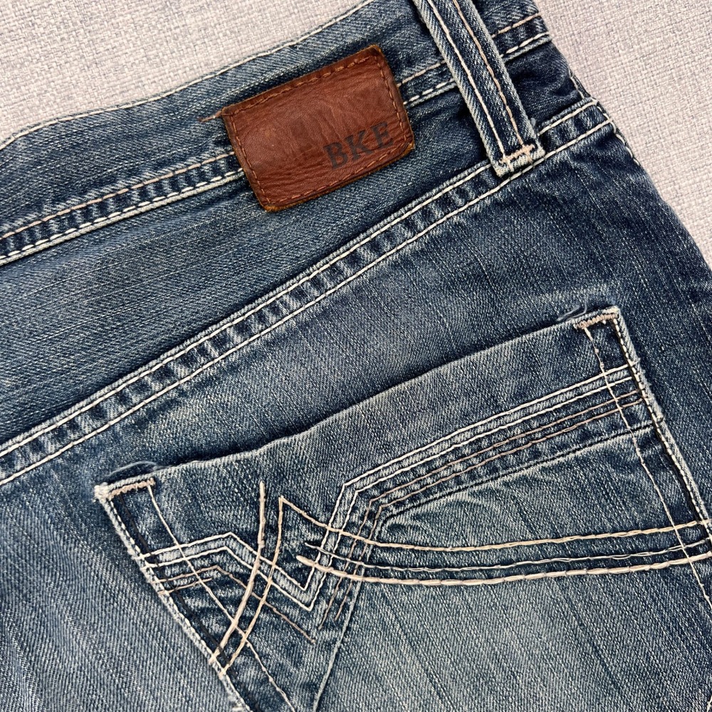 BKE Tyler Straight Leg Jeans Men 36XXL 37x37 Blue Medium Wash Denim Americana - Picture 3 of 14
